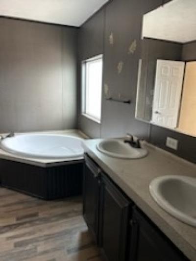 Photo 4 of 15 of home located at 14763 Calhoun Drive El Paso, TX 79928
