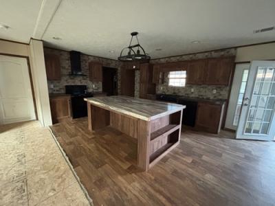 Photo 4 of 19 of home located at 60 County Rd 796 Cullman, AL 35055