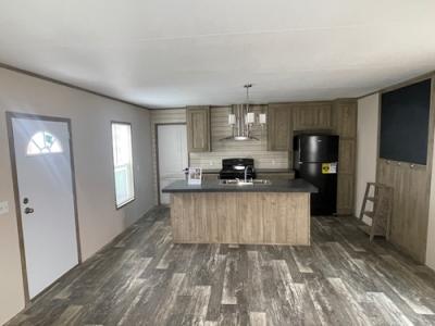 Photo 4 of 9 of home located at 8100 University Blvd Odessa, TX 79763
