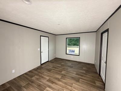 Photo 5 of 13 of home located at 11166 Crockett Martin Rd Conroe, TX 77306