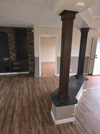 Photo 4 of 11 of home located at 16071 Old Greensboro Road Moundville, AL 35474