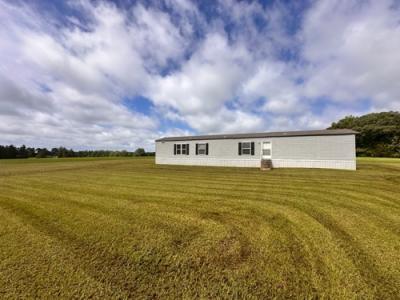 Photo 4 of 6 of home located at 11312 County Road 3253 E Garrison, TX 75946
