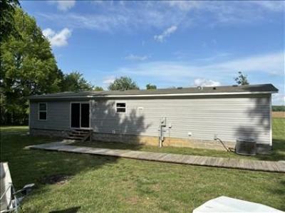 Photo 2 of 9 of home located at 1040 Cuba School Rd Mayfield, KY 42066