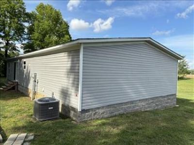Photo 3 of 9 of home located at 1040 Cuba School Rd Mayfield, KY 42066