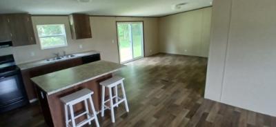 Photo 4 of 9 of home located at 1040 Cuba School Rd Mayfield, KY 42066