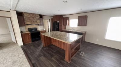 Photo 5 of 23 of home located at 8304 Highway 90 W New Iberia, LA 70560