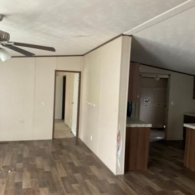Photo 3 of 21 of home located at 122 Amistad Dr Progreso, TX 78579