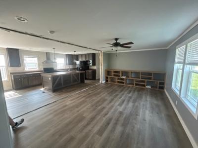 Photo 2 of 11 of home located at 229 Main St Bean Station, TN 37708