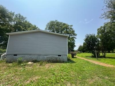 Photo 3 of 17 of home located at 485 Hammond Rd SE Calhoun, GA 30701