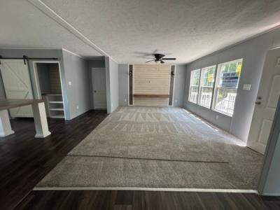 Photo 5 of 17 of home located at 485 Hammond Rd SE Calhoun, GA 30701