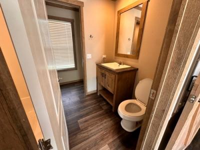 Photo 4 of 10 of home located at 915 S SW Loop 323 Tyler, TX 75701