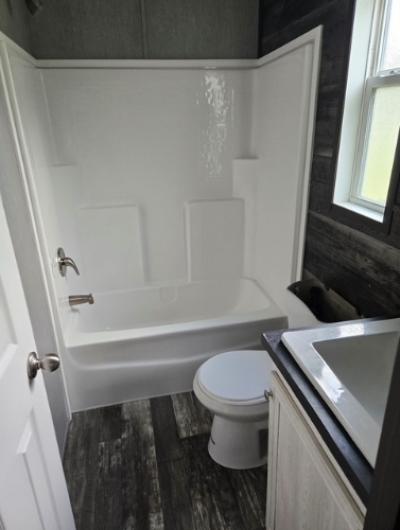 Photo 4 of 7 of home located at 82 Hitchen Ln Greensburg, LA 70441