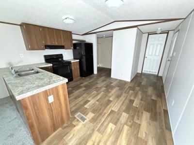 Photo 4 of 13 of home located at 2500 W Mount Houston Houston, TX 77038