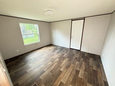 Photo 5 of 13 of home located at 2500 W Mount Houston Houston, TX 77038