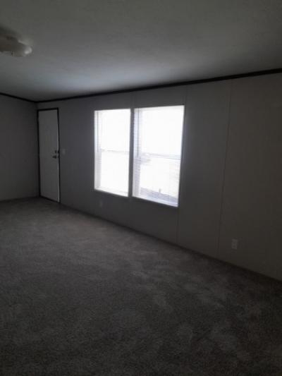 Photo 4 of 6 of home located at 25898 I-30 Frontage Rd Bryant, AR 72015