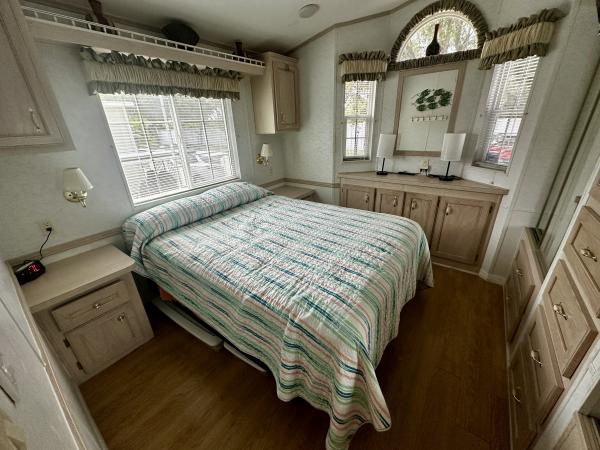 2005 Mobile Home