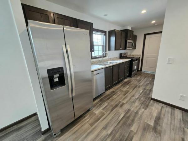 2025 Champion - Highland - Worthington Mobile Home For Sale