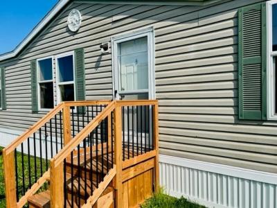 Photo 3 of 9 of home located at 4368 Essex Ct Jackson, MI 49201