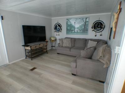 Photo 4 of 13 of home located at 10354 Smooth Water Dr. Site 276 Hudson, FL 34667