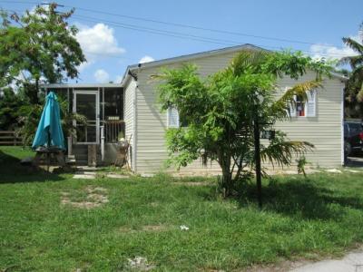 Photo 2 of 5 of home located at 6800 NW 39th Avenue, #305 Coconut Creek, FL 33073