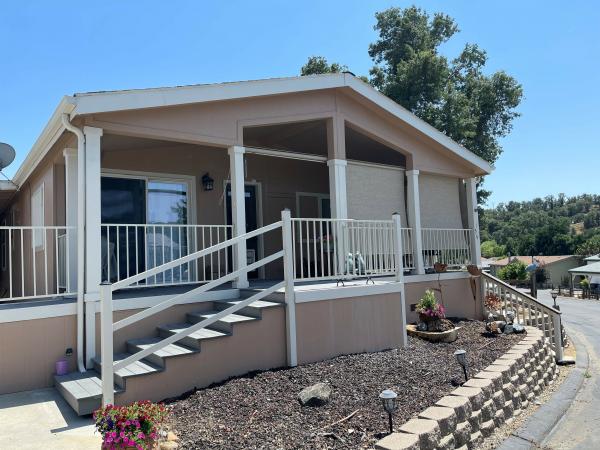 2001 Fleetwood 4513B Mobile Home