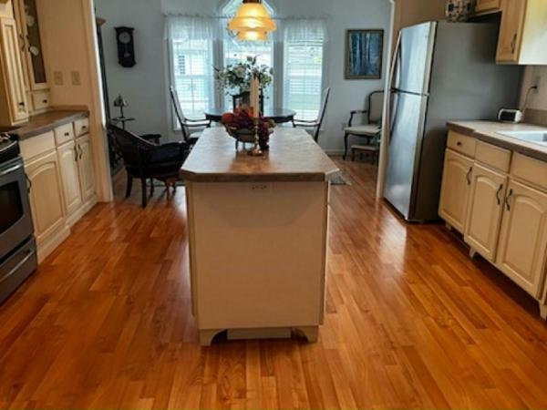 2009 Pine Grove Manufactured Home