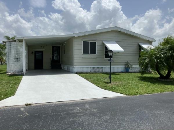 Photo 1 of 2 of home located at 4750 SE Bywood Terr Stuart, FL 34997