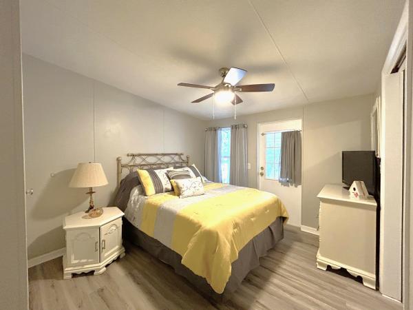 1998 NOBI N17190AB Mobile Home