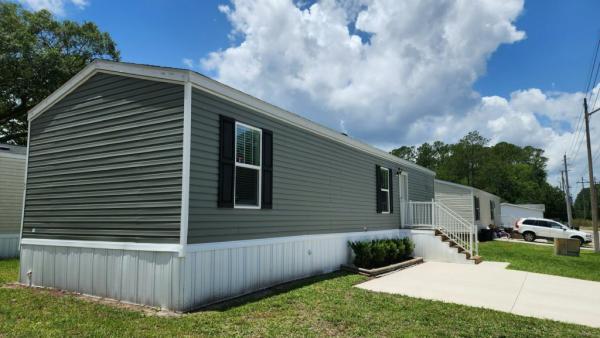 2023 Clayton Community Line 260 5216 Manufactured Home