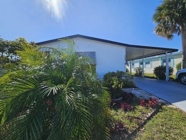 1990 Palm Ph066566A/B Mobile Home