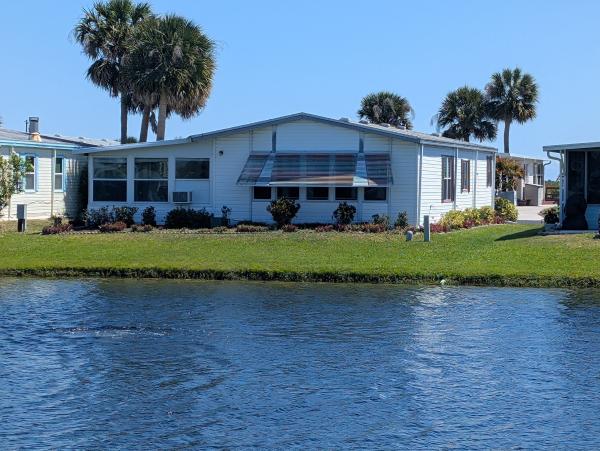 1990 Palm Ph066566A/B Mobile Home