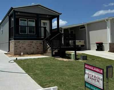 Photo 5 of 22 of home located at 73 Tranquility Trails Way Willis, TX 77318