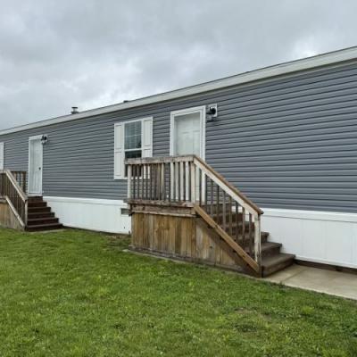 Photo 3 of 28 of home located at 2800 West Memorial Drive #0133 Muncie, IN 47302