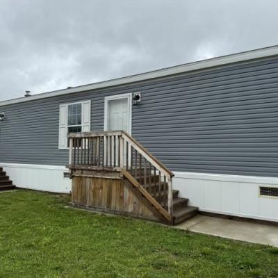 Photo 4 of 28 of home located at 2800 West Memorial Drive #0133 Muncie, IN 47302