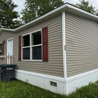 Mobile Home at 2800 West Memorial Drive #0075 Muncie, IN 47302