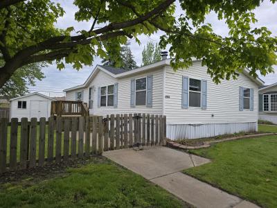 Photo 1 of 12 of home located at 6944 Carson Dr Romulus, MI 48174