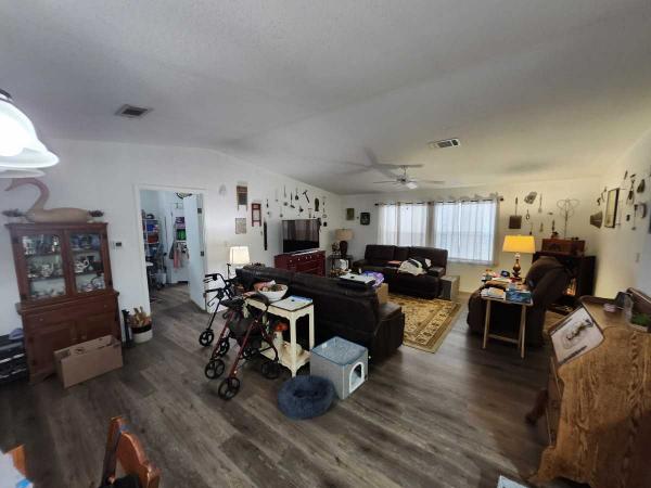 2002 Skyline Manufactured Home