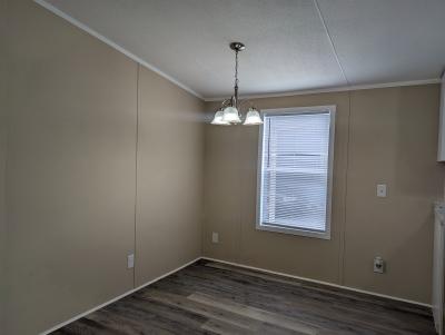 Photo 4 of 41 of home located at 125 Sky Ridge Dr Lot 426 Valrico, FL 33594