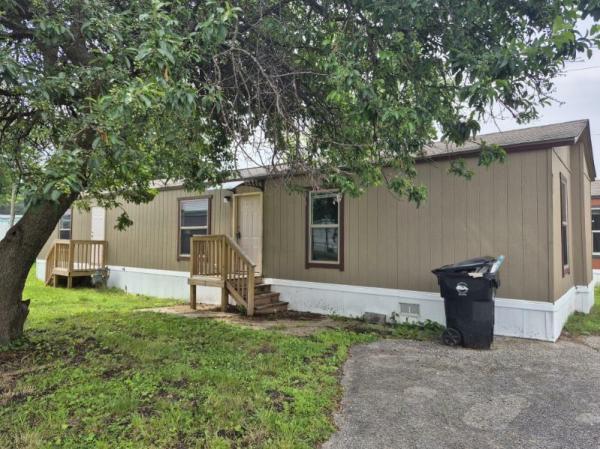 1985 CLAYTON  Home