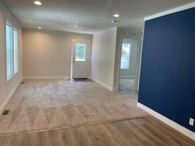 Photo 3 of 11 of home located at 4261 Grange Hall Rd #163 Holly, MI 48442
