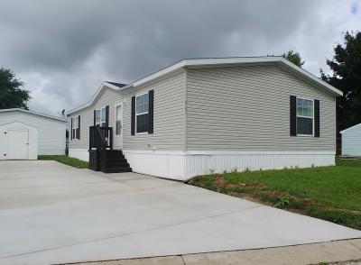 Mobile Home at 6191 Forestview White Lake, MI 48383