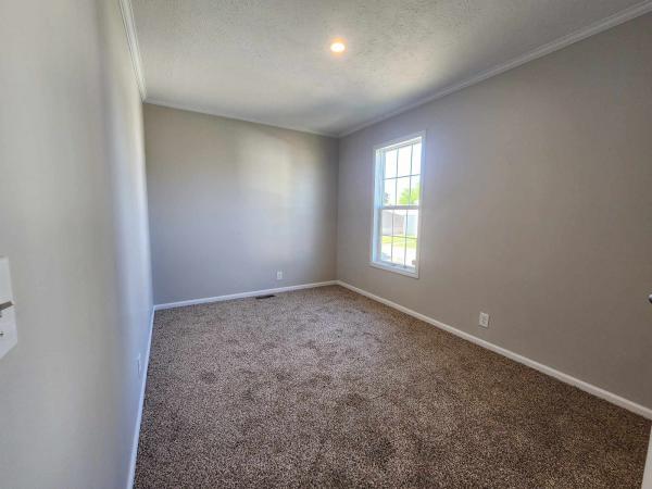 2019 CHAMPION RA1680224 Mobile Home