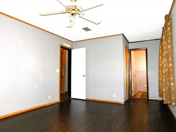 1988 COUN  Home