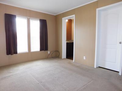 Photo 5 of 24 of home located at 1556 Valiant Dr Lakeland, FL 33810