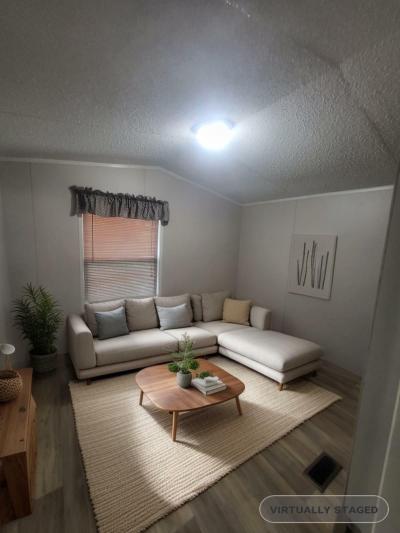 Photo 2 of 13 of home located at 3510 Bluegrass Park Drive #D-32 Louisville, KY 40218