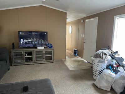 Photo 2 of 14 of home located at 732 Labrosse Ct Rochester Hills, MI 48307