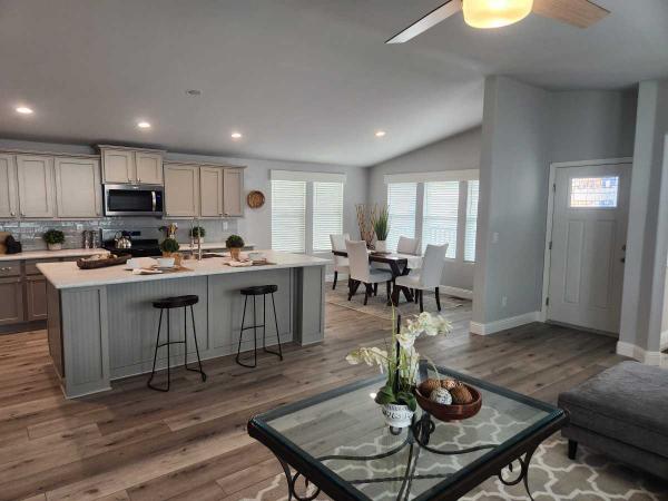 2025 Cavco Industries Manufactured Home