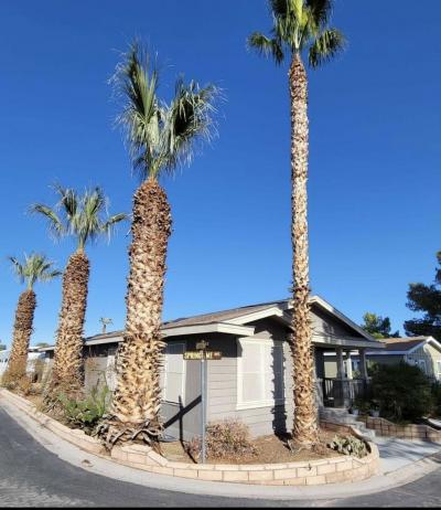 Photo 4 of 38 of home located at 1601 S.sandhill Rd Las Vegas, NV 89121