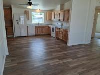 1990 Kit Royal Oaks Manufactured Home