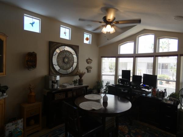 2000 CAVCO Mobile Home